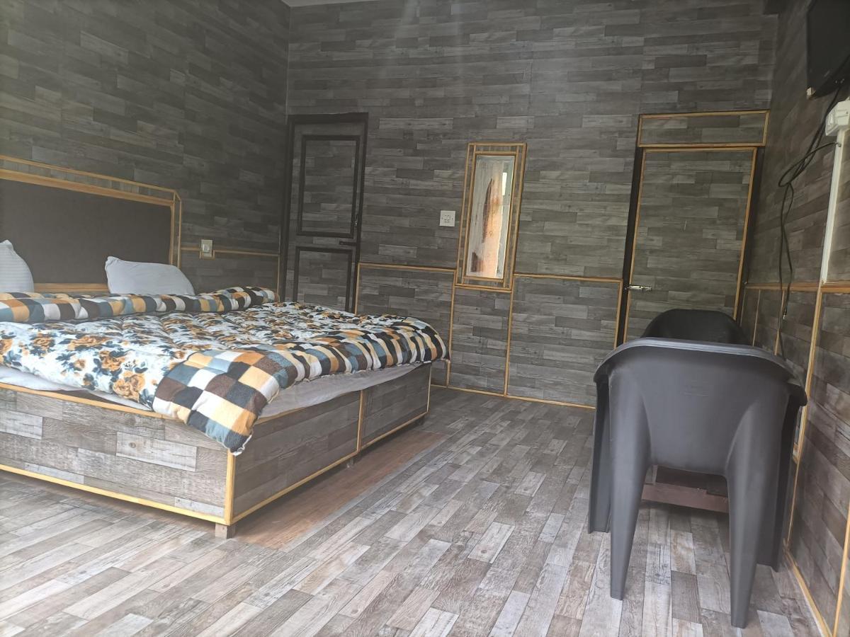 Hotel Pine Spring Dharamshala Eksteriør billede