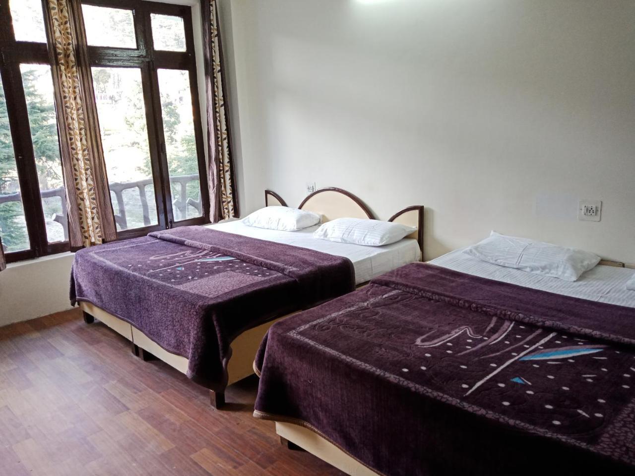 Hotel Pine Spring Dharamshala Eksteriør billede