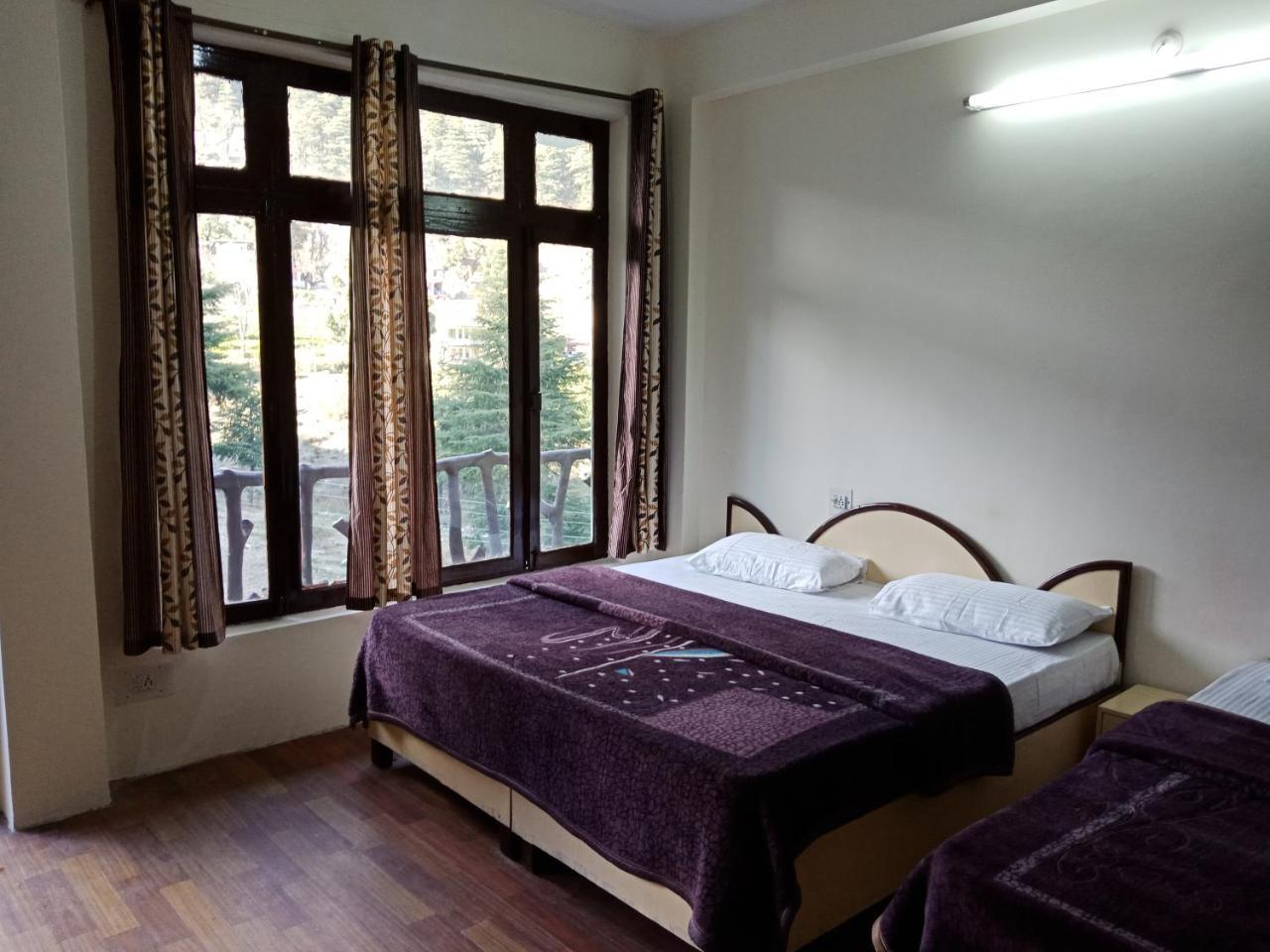 Hotel Pine Spring Dharamshala Eksteriør billede