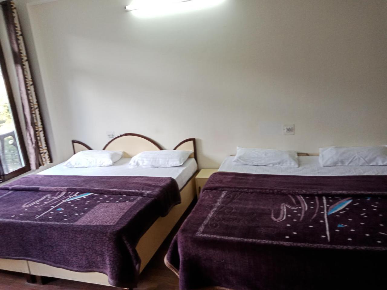 Hotel Pine Spring Dharamshala Eksteriør billede