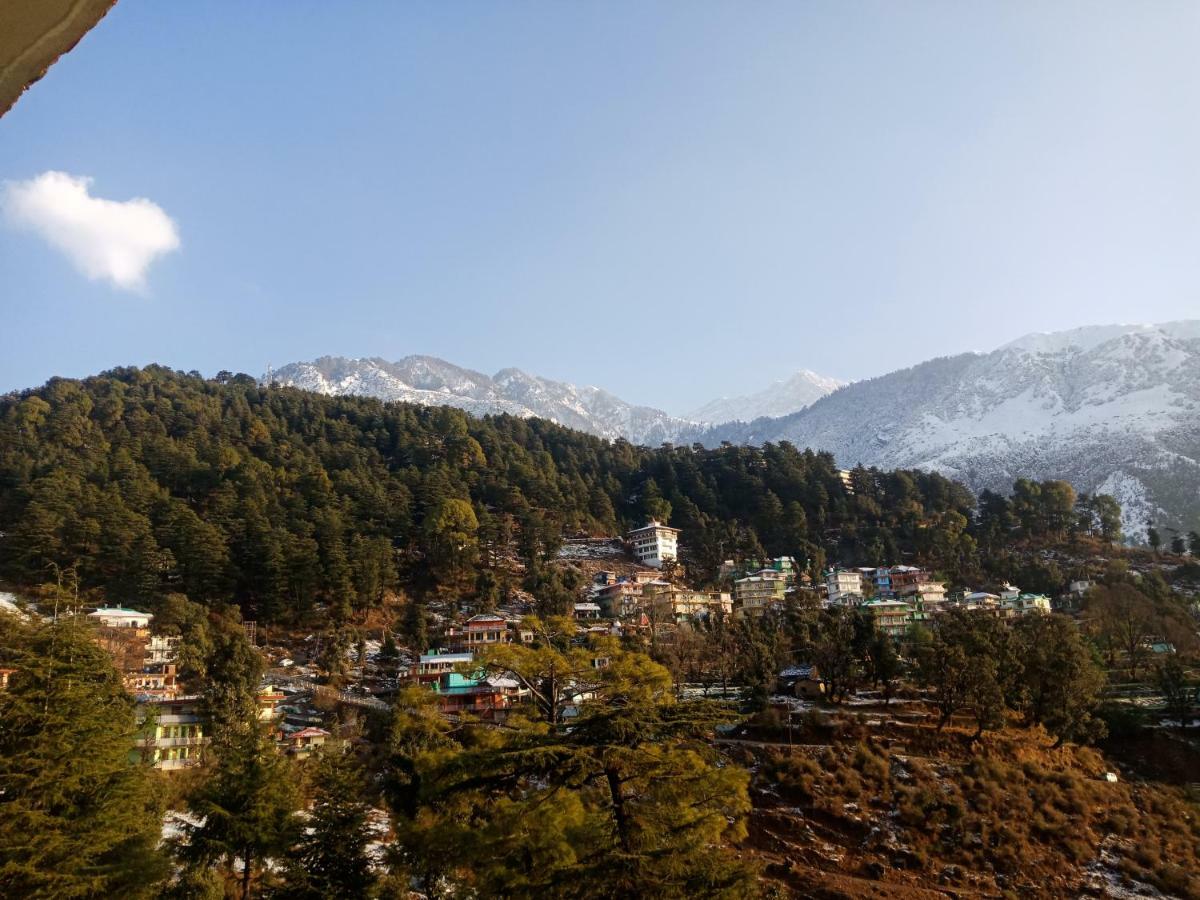Hotel Pine Spring Dharamshala Eksteriør billede