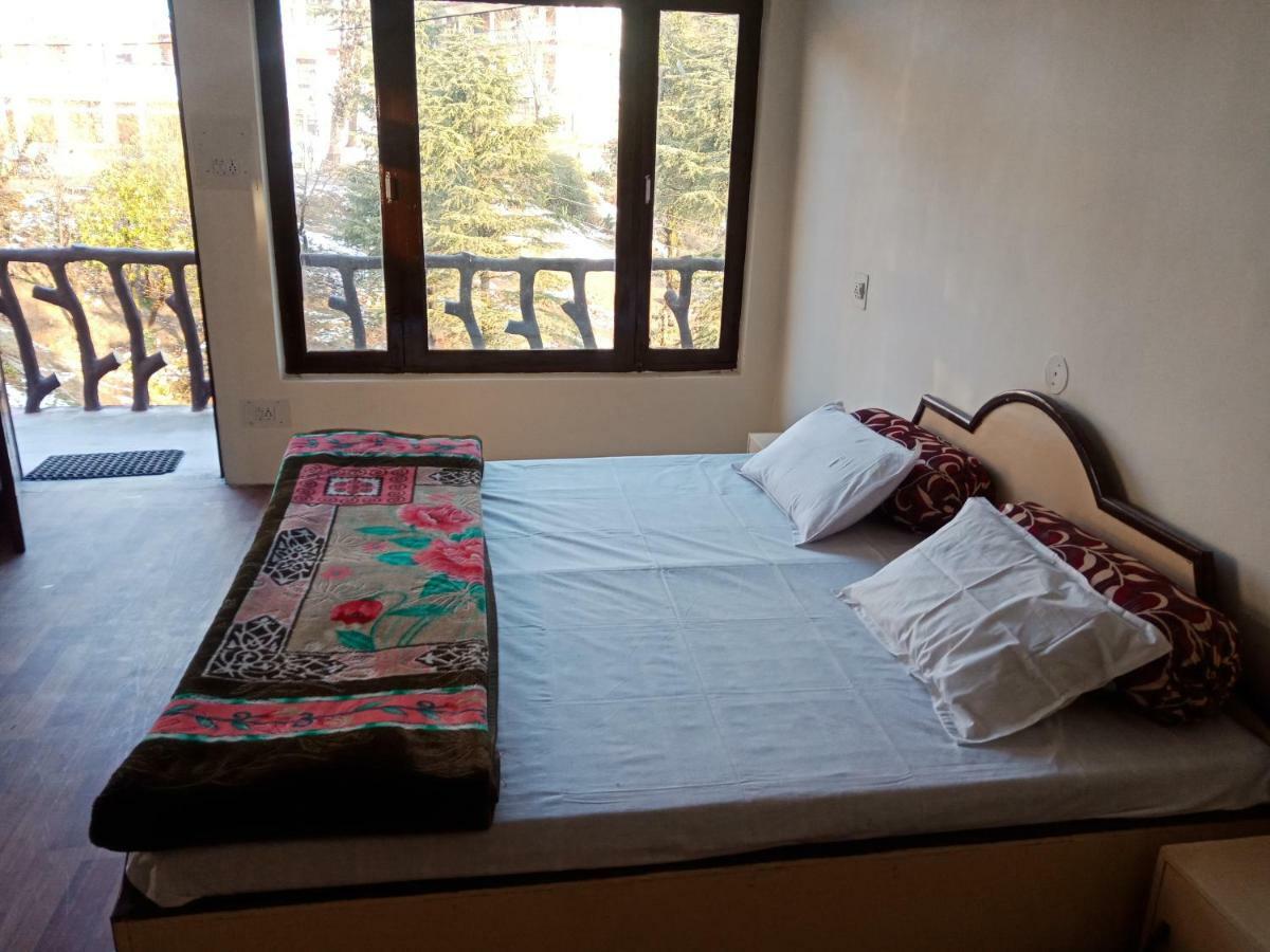 Hotel Pine Spring Dharamshala Eksteriør billede