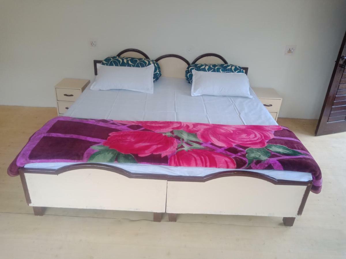 Hotel Pine Spring Dharamshala Eksteriør billede